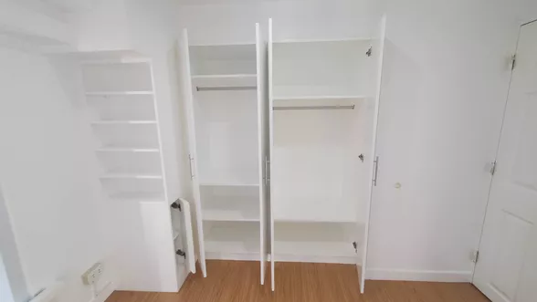 2 Storey Apartment style condo @ Fort Victoria C, BGC