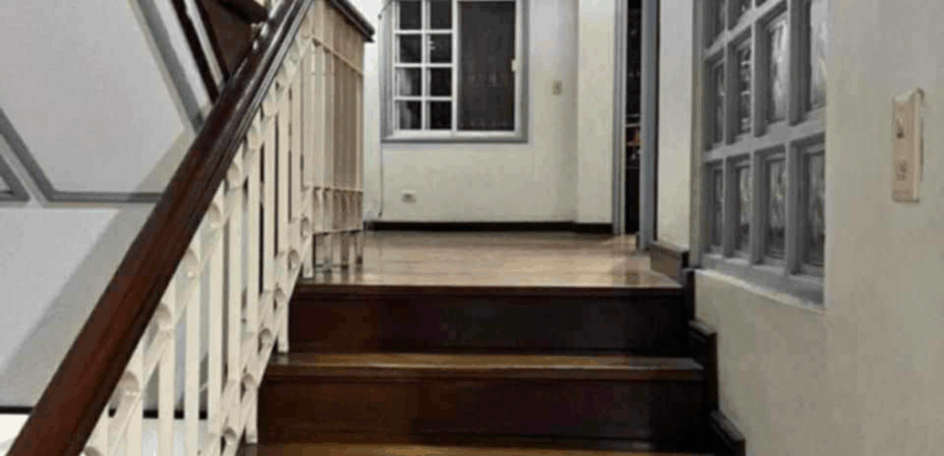 For Rent: 3-Story 5bed/5ba Townhouse in San Antonio Village, Makati — Only ₱75,000/month