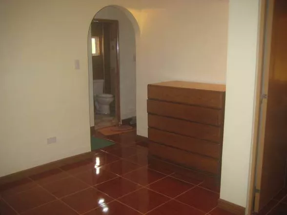 4-Bedroom House and Lot with Additional Vacant Lot — Tagaytay near Tolentino