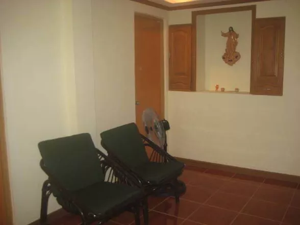 4-Bedroom House and Lot with Additional Vacant Lot — Tagaytay near Tolentino