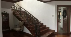 Mansion house with 6 bedrooms 4 car parking, & more in Ayala Heights, QC