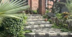 Mansion house with 6 bedrooms 4 car parking, & more in Ayala Heights, QC