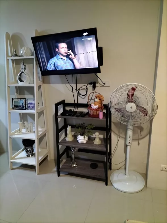 24 sqm Studio Condo at The Pearl Place, Pasig — Near University of Asia & the Pacific